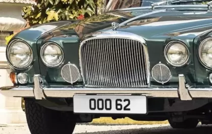 OOO62 Jag.jpg