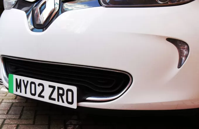 DVLA Allow A Green Flash On Number Plates Fitted To Electric Vehicles