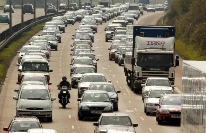 Chauffeur Mocks M25 with Personalised Number Plates